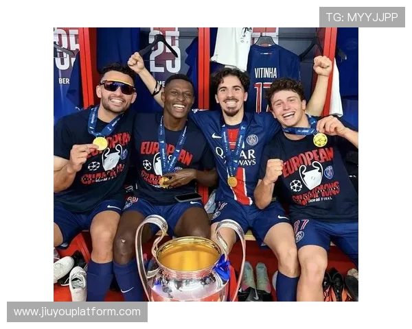 登贝莱伤愈复出 两个月后首次为巴黎圣日耳曼首发亮相