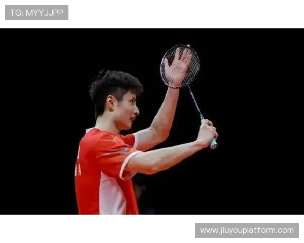 石宇奇伤退后微笑离场：尊重身体信号